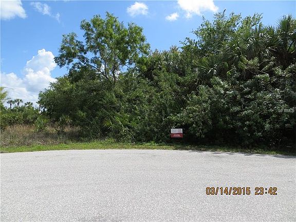 3rd image of 183 Oma Dr
