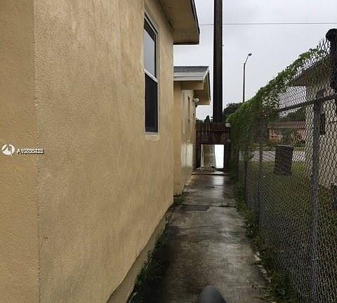 3rd image of 1708 NW 9th Ave