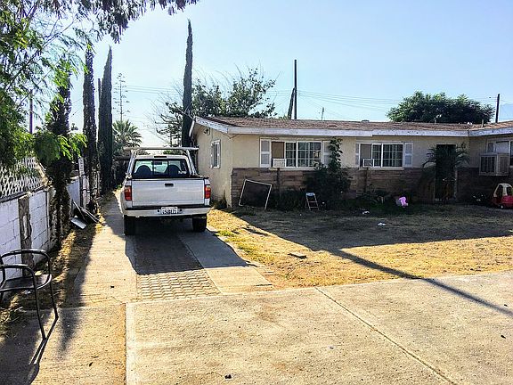 3rd image of 8254 Carob Ave