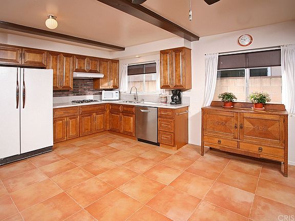 2nd image of 22631 Strathern St