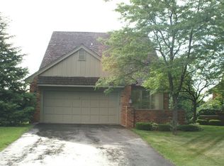 30712 Ramblewood Club Dr #1, Farmington Hills, MI 48331