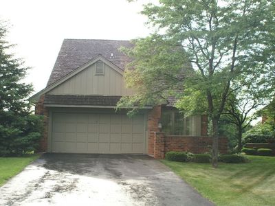 30712 Ramblewood Club Dr #1, Farmington Hills, MI, 48331