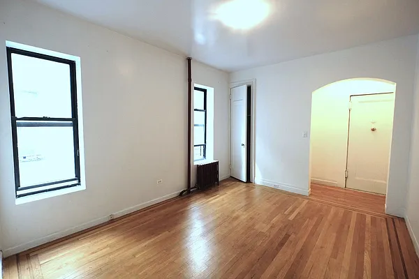 Rented by Keller Williams NYC | media 20