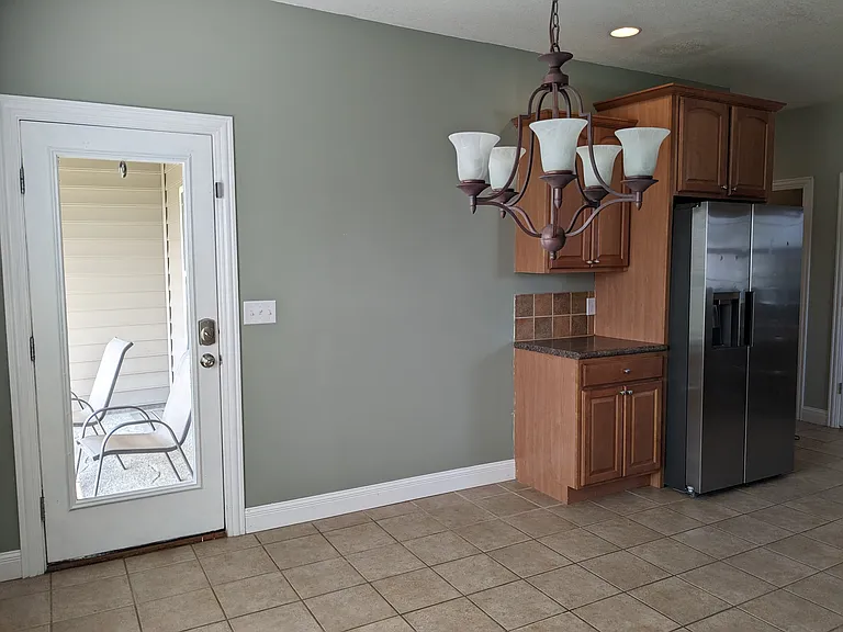 915 Golden Eye Ct — Photo 5