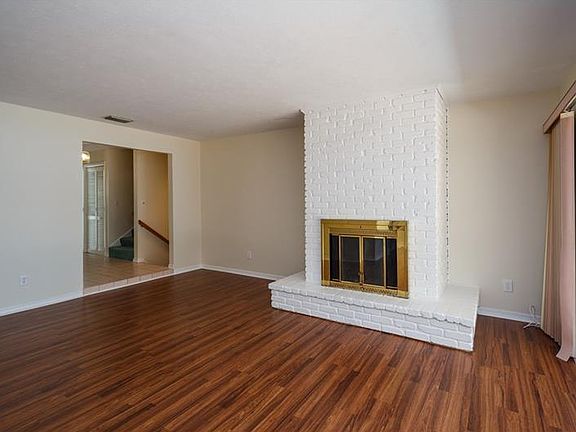 5th image of 290 Lake Lulu Dr