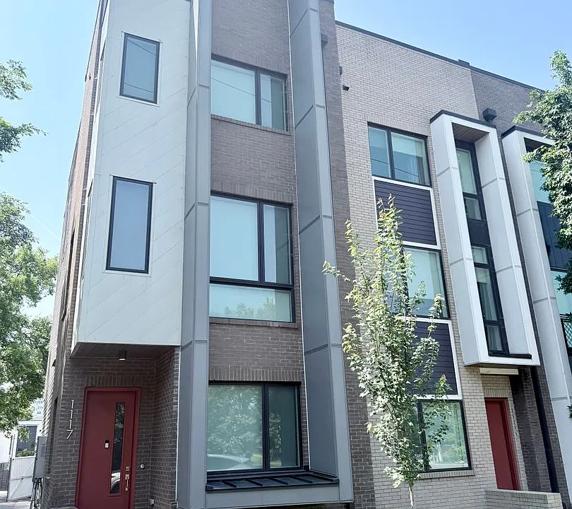 1117 Summit Ave
