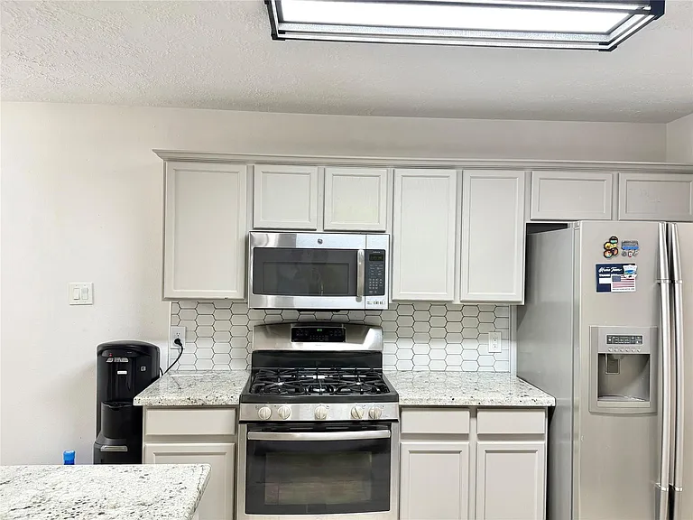 3226 Candlepine Dr — Photo 13