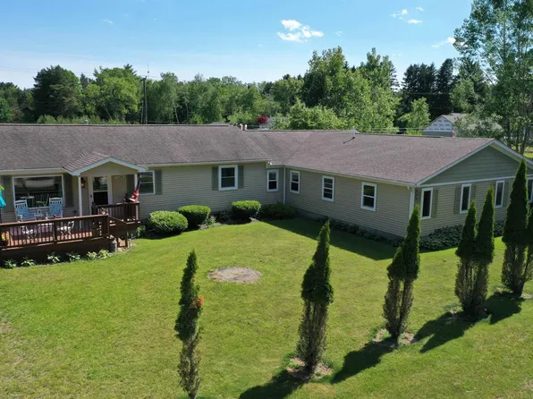7124 Baker Rd, Lexington, MI 48450