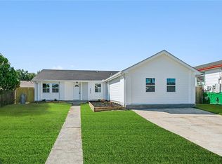 3844 Red Cedar Ln, Harvey, LA 70058