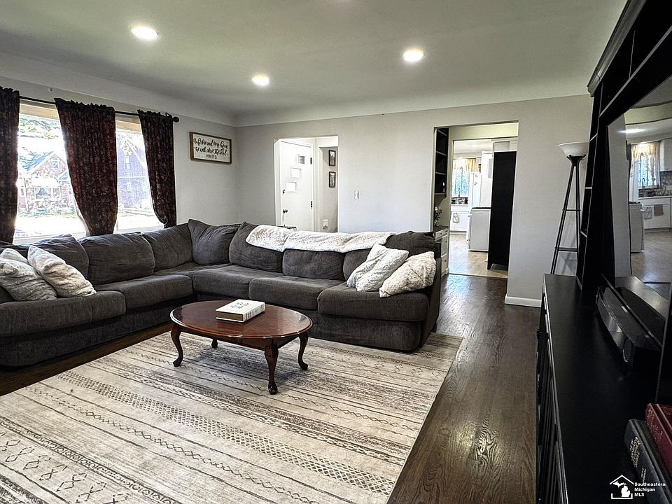 1427 Riverbank St, photo 7