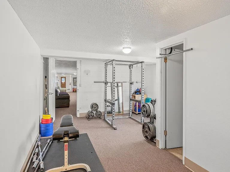 1015 SW Bertha Blvd #5 — Photo 22