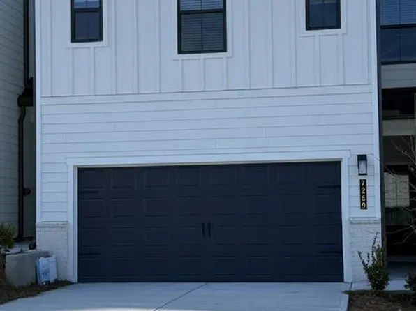 7269 Mulberry Preserve Dr, Flowery Branch, GA 30542