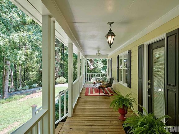 3rd image of 414 Yellit Ln