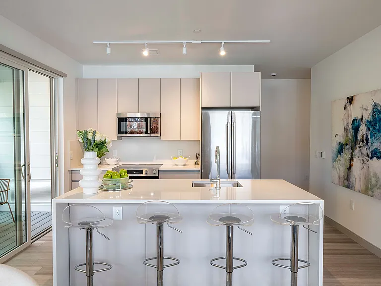 Wilton Center Lofts — Photo 9
