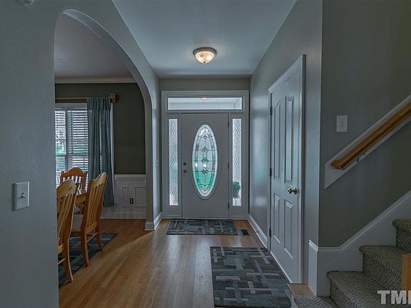 3rd image of 228 Longbourn Dr