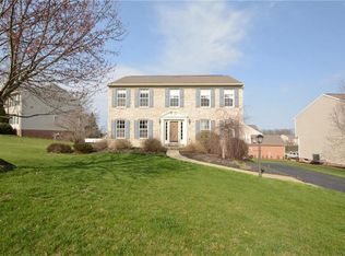 1262 Linden Vue Dr, Canonsburg, PA