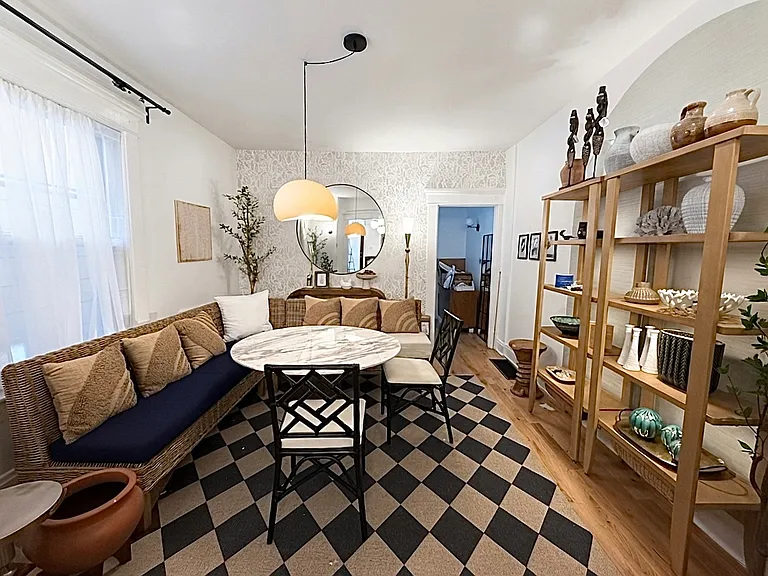 1189 Oregon Ave — Photo 4