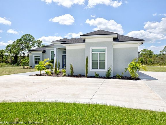 4th image of 10215 S Orange Blossom Blvd