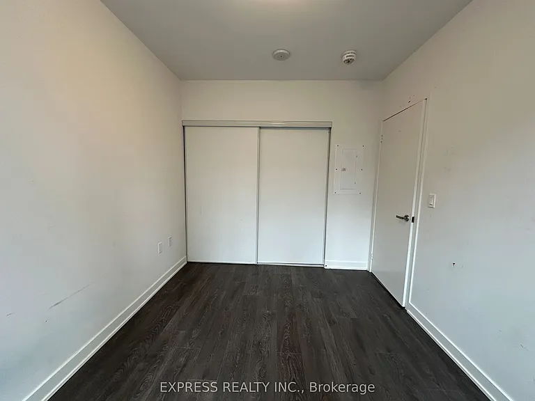 99 Broadway Ave #516 — Photo 5
