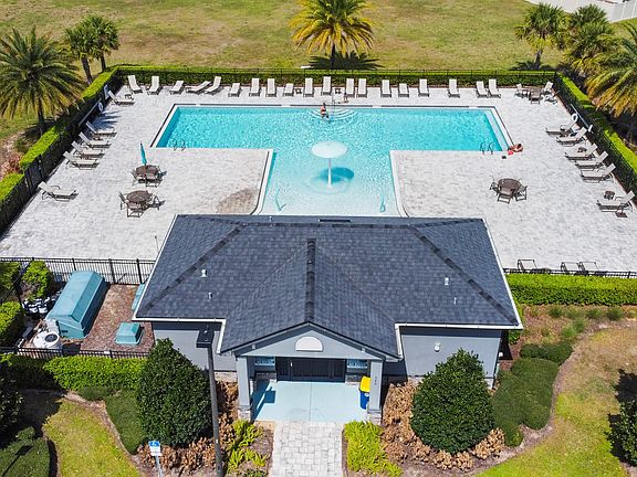 4th image of 951 Vineyard Ridge Rd