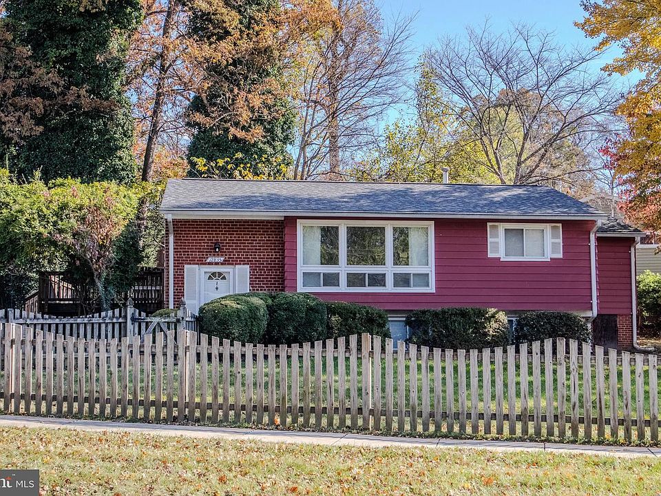 2nd image of 12835 Littleton St