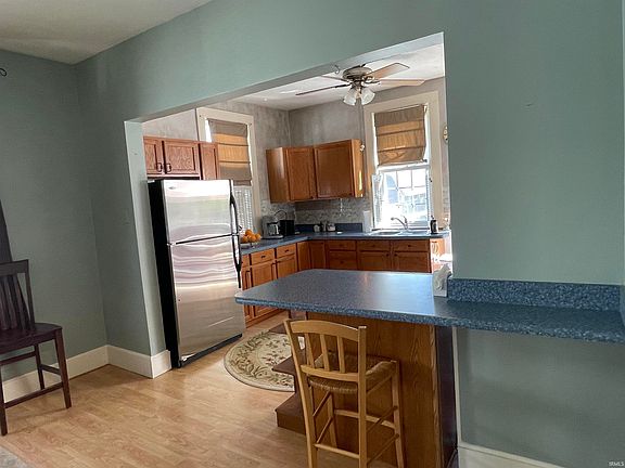 3rd image of 213 Herndon Dr