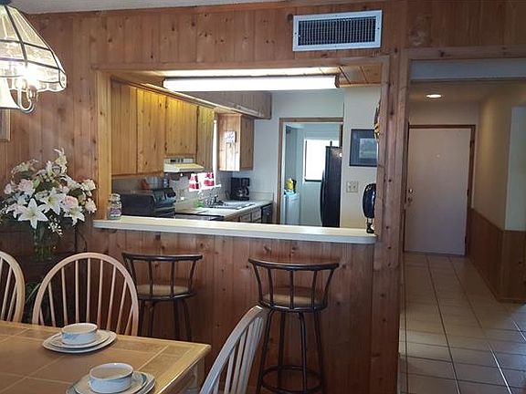 2nd image of 828 Bahia Del Sol Dr Unit B