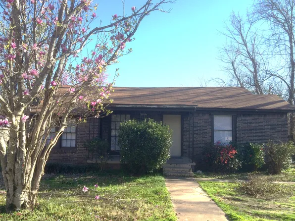 309 W 38th St, Texarkana, TX 75503
