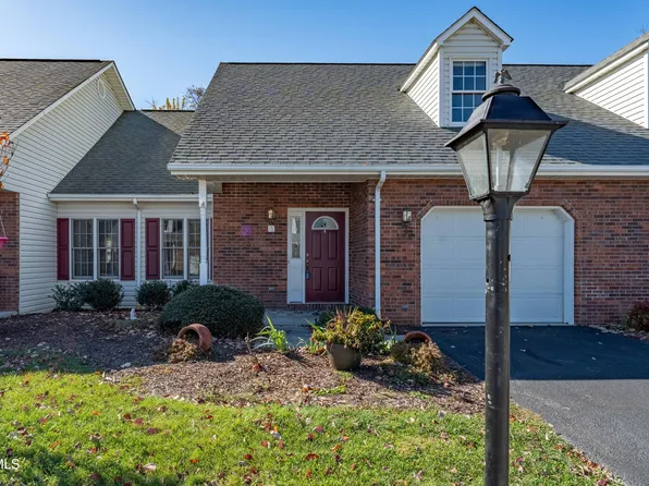 3 Cherokee Ridge Ct #3, Johnson City, TN 37604