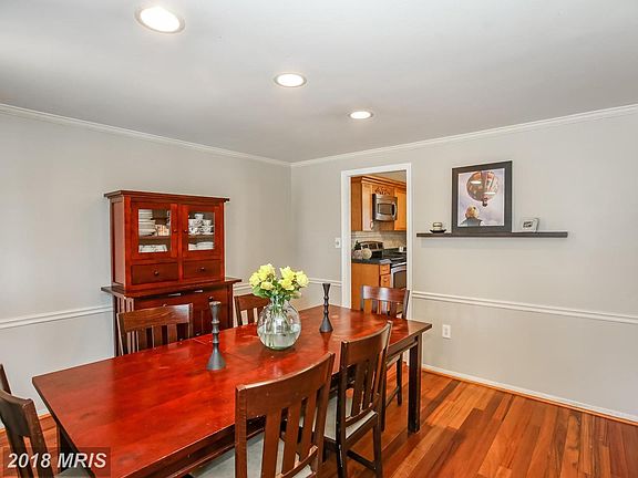 4th image of 3 Royal Oak Ct