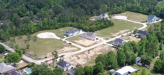 5th image of 145 Taylor Dr