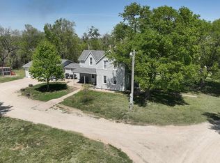 11969 Falcon Rd, Leonardville, KS 66449