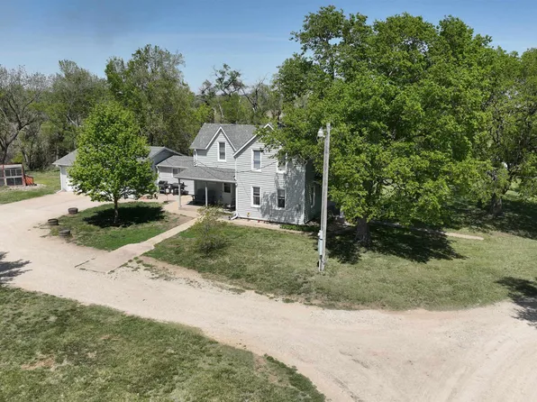 11969 Falcon Rd, Leonardville, KS 66449