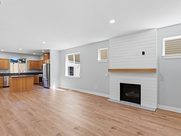 5th image of 19280 Friars Ln