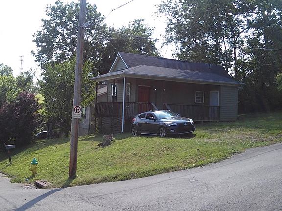 3rd image of 2617 Nichols Ave