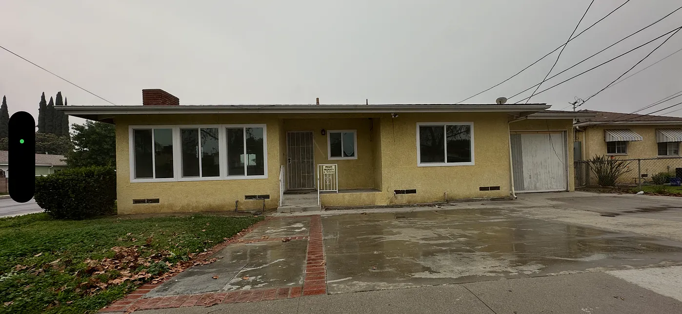3 bed, 1126 sqft, $3,450 — Photo 2
