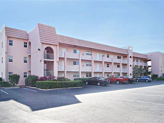 5th image of 300 Forest Lakes Blvd APT 301