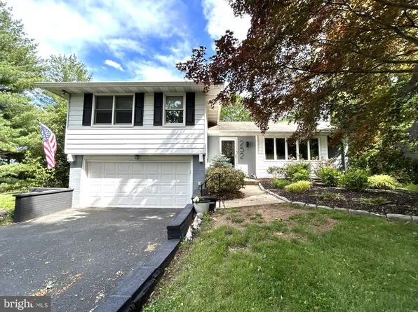 252 W Mount Pleasant Ave, Ambler, PA 19002