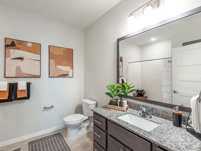 Rush Creek Apartments — Photo 20