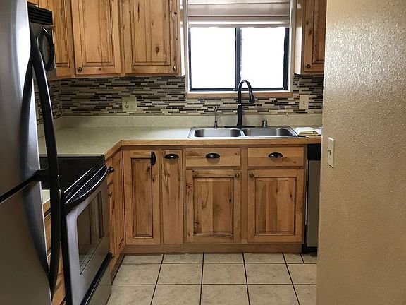 3rd image of 3285 Canyon Dr Unit 64
