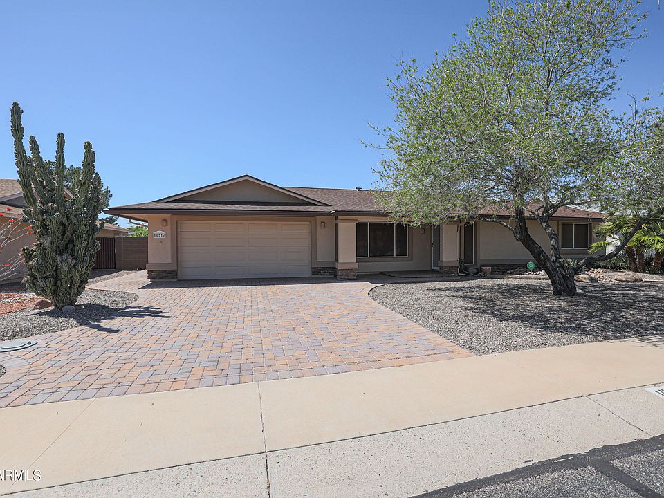 1st image of 10517 W Concho Cir