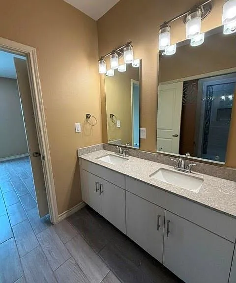 700 S Monmack Rd #A — Photo 10