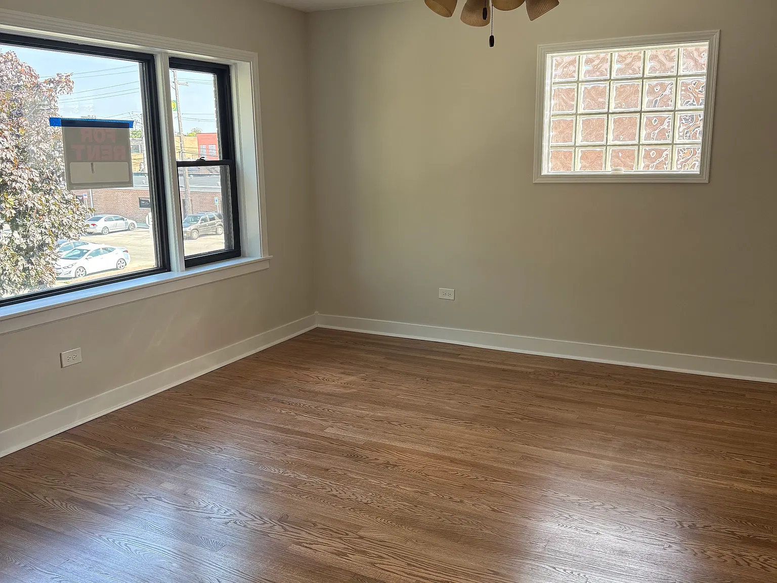 2122 Euclid Ave — Photo 1