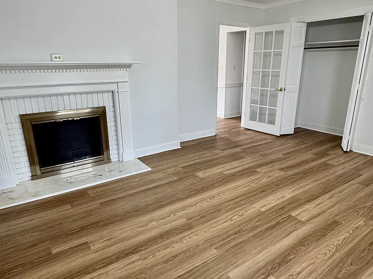 2112 Leon Dr — Photo 3