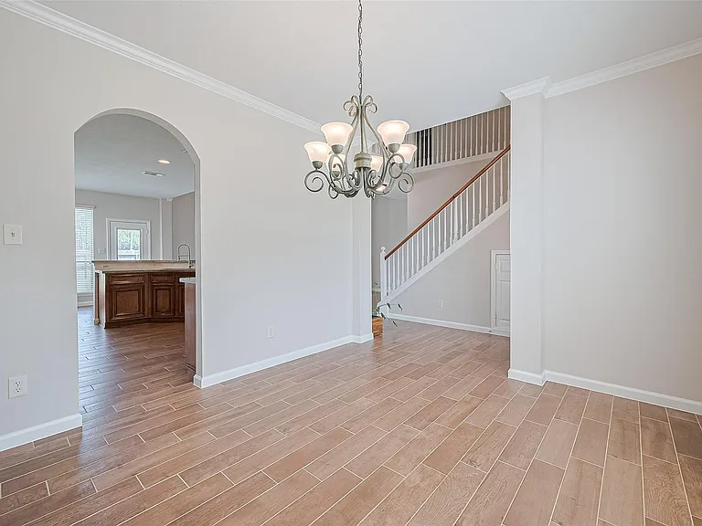 20834 Avery Cove Ln — Photo 6