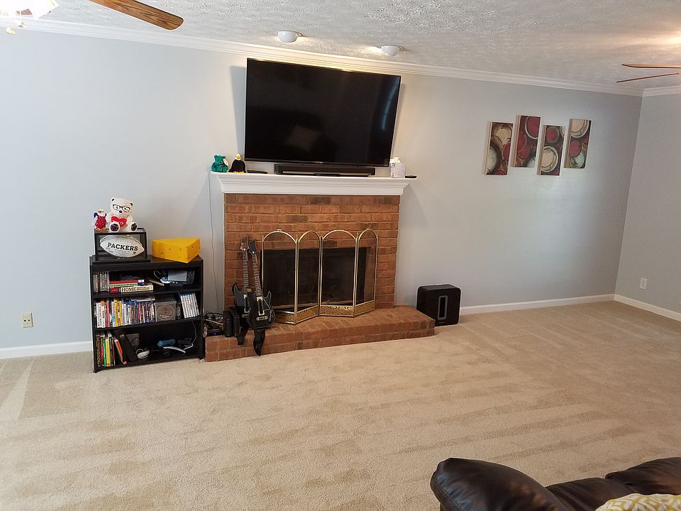 1st image of 3836 Riverbank Dr