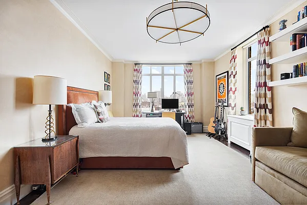 Sold by Compass | media 13