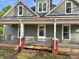 139 Colfax Rd, Statesville, NC 28625