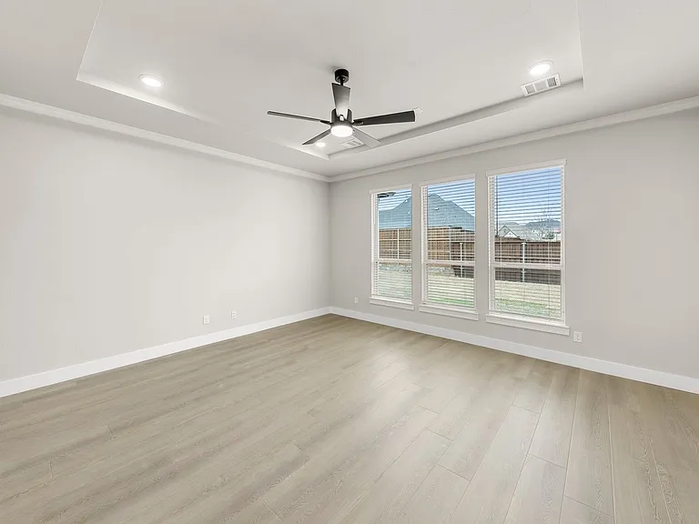 960 Georgetown Pl — Photo 8