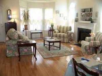 1st image of 37 Townes Pl